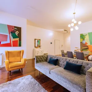 Chiado 2 Bedroom Elegant Appartamento