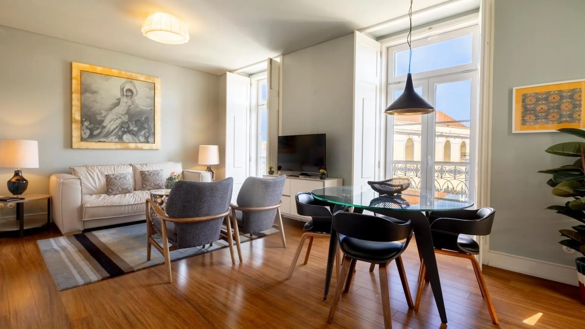 Chiado Camoes Apartments | Lisbon Best Apartments