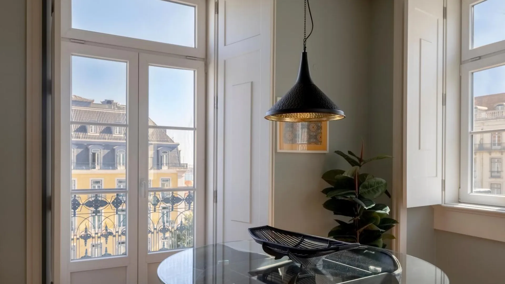 Chiado Camoes Apartments | Lisbon Best Apartments