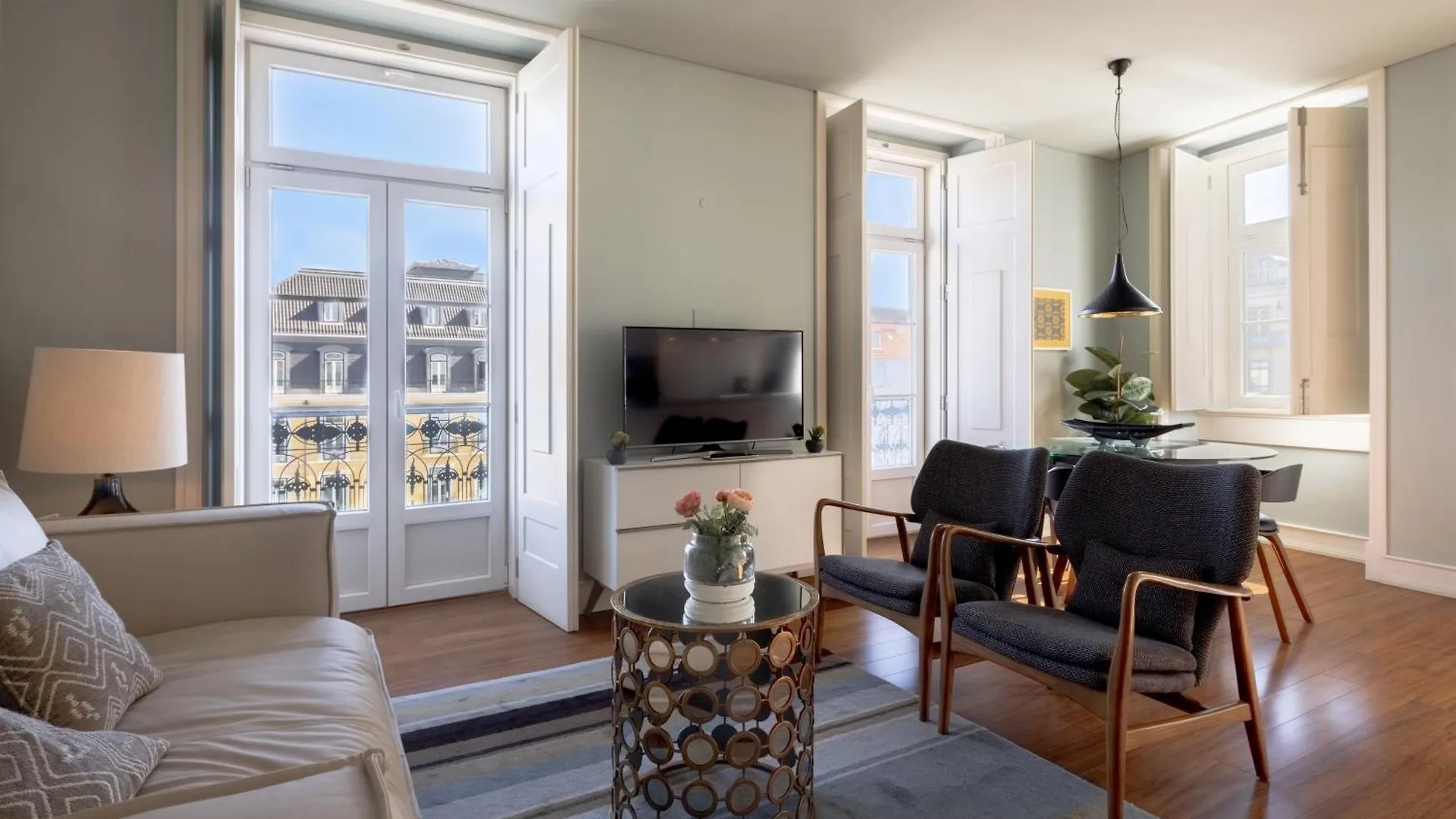 Chiado Camoes Apartments | Lisbon Best Apartments Португалия