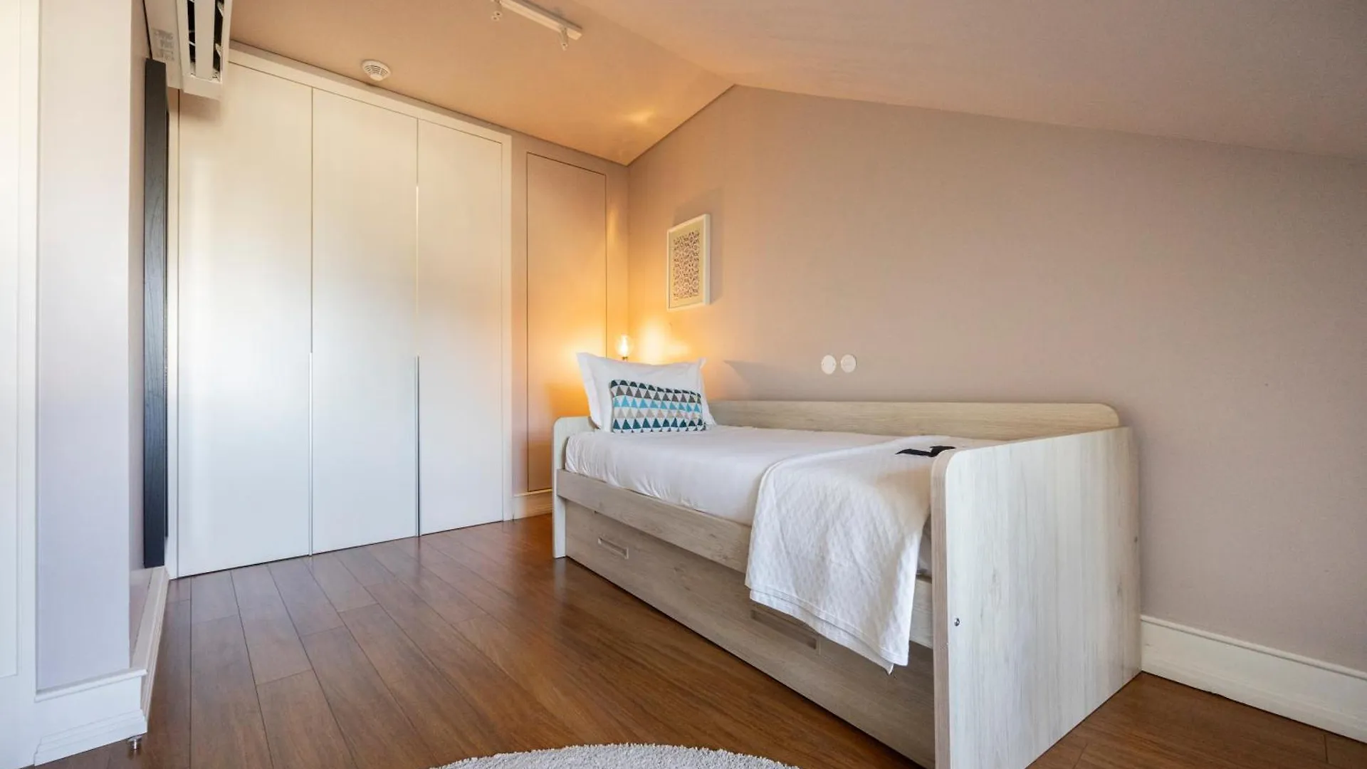 Chiado Camoes Apartments | Lisbon Best Apartments